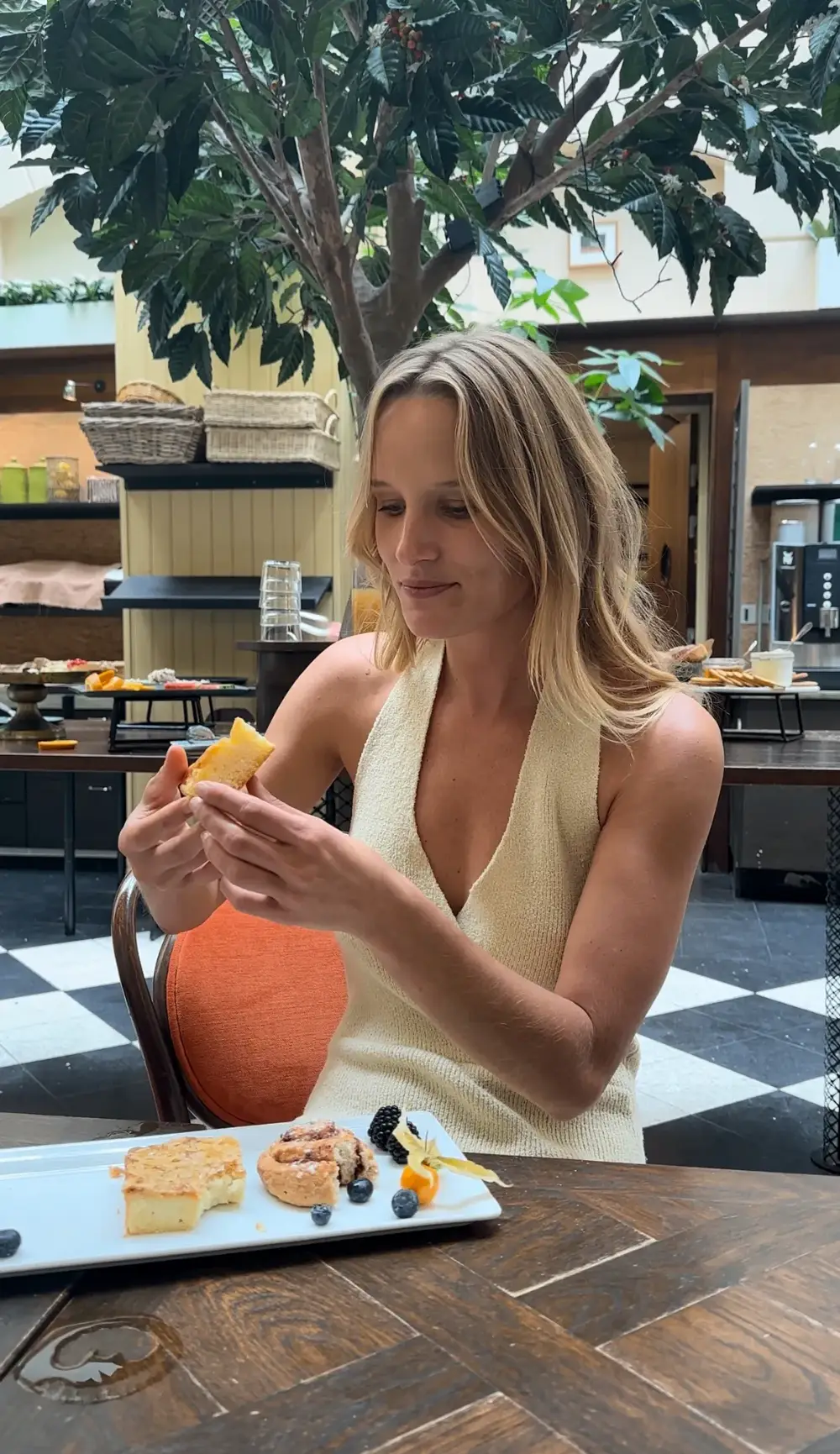 Chloé fondatrice Gluten Libre brunch sans gluten - Communauté alimentation saine et pâtisserie sans gluten gourmande